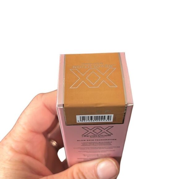 XX Revolution Glow Skin FauXXdation Foundation FX12.2‎ - Picture 3 of 6
